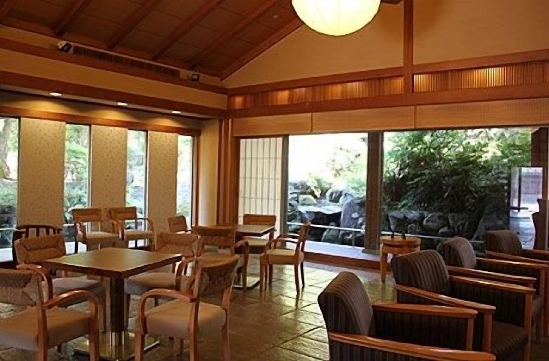 Vista Lobby Fujiya