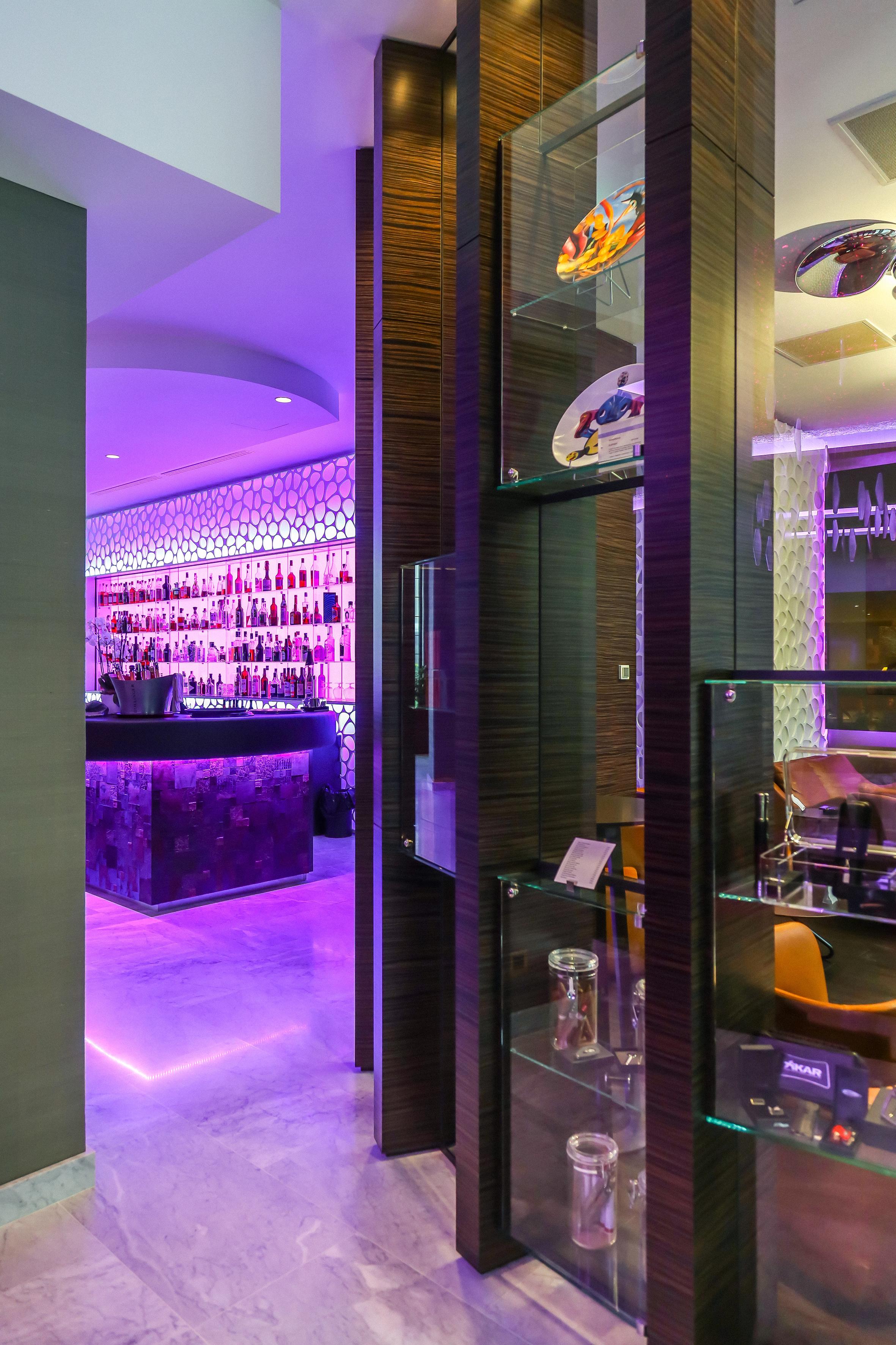 Bar/Salón Le Royal Hotels & Resorts