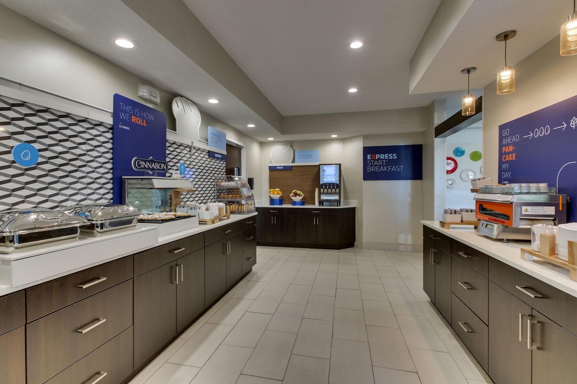 Restaurant Holiday Inn Express Fishkill-Mid Hudson Valley by IHG
