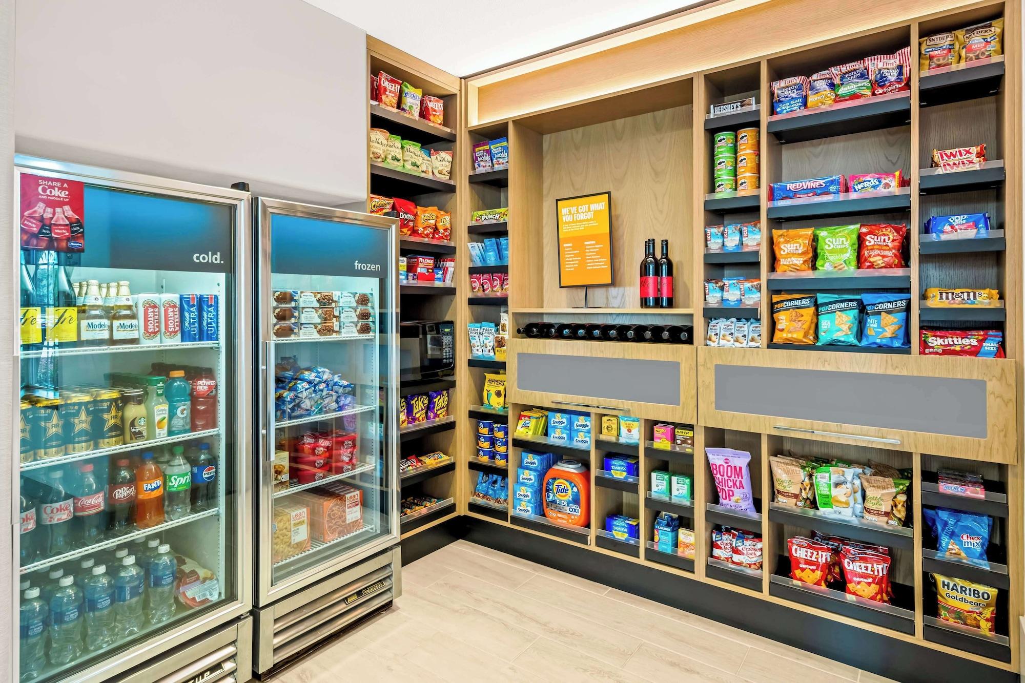 Bar/Salón Hampton Inn Morgan Hill