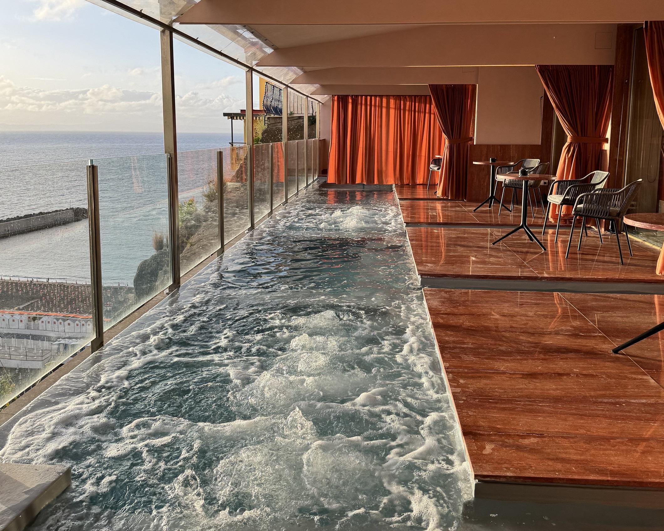 Vista Exterior Laqua by the Sea