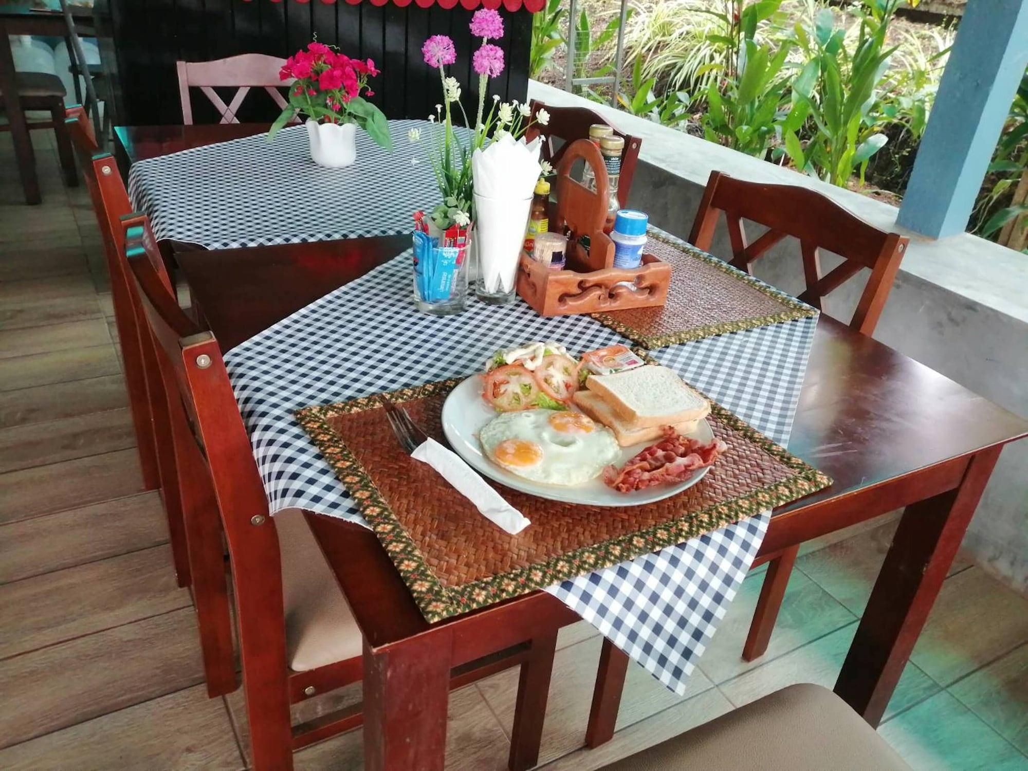 Restaurant Palmthien Pool Villa Aonang