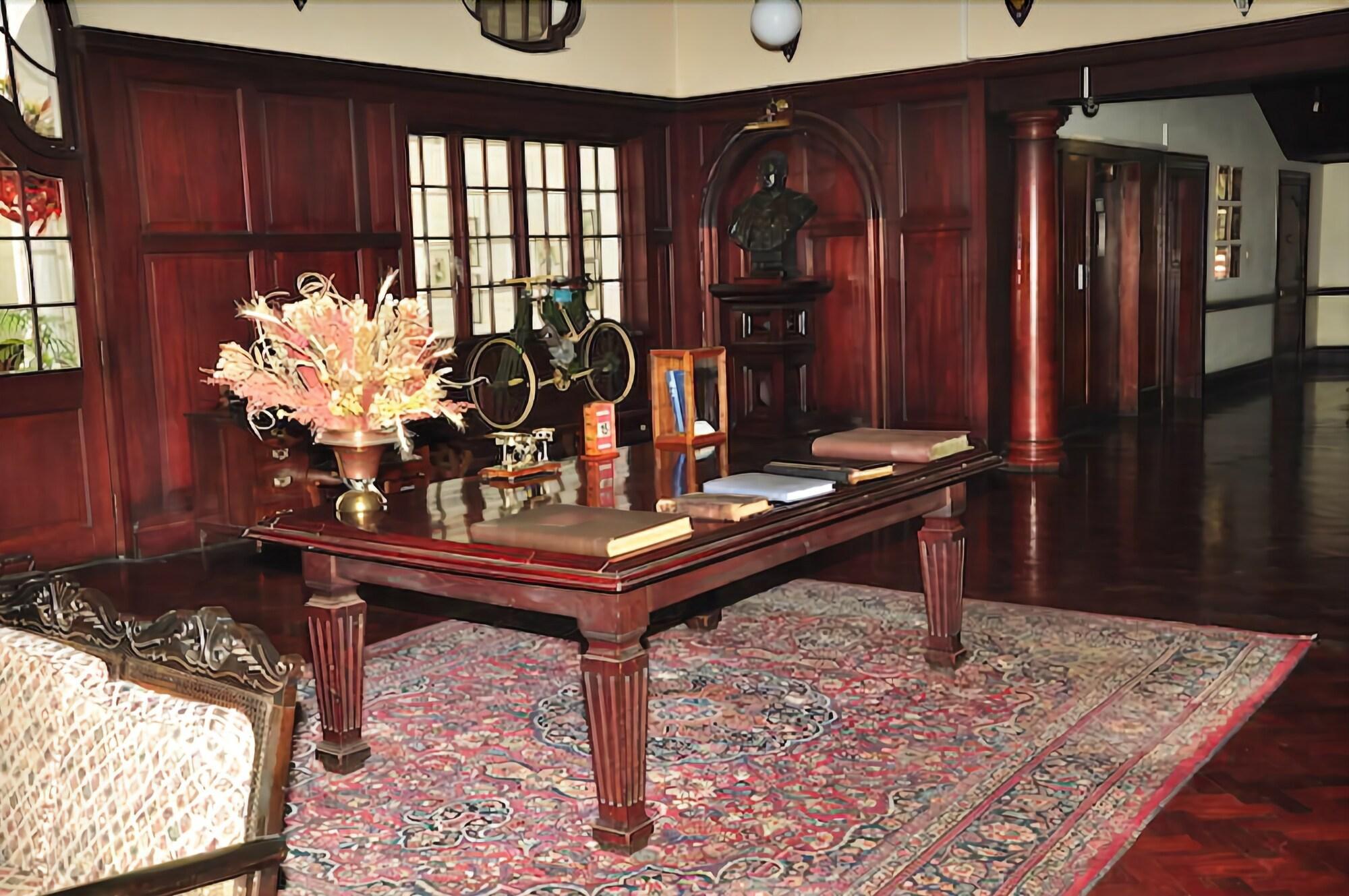 Vista Lobby The Bulawayo Club