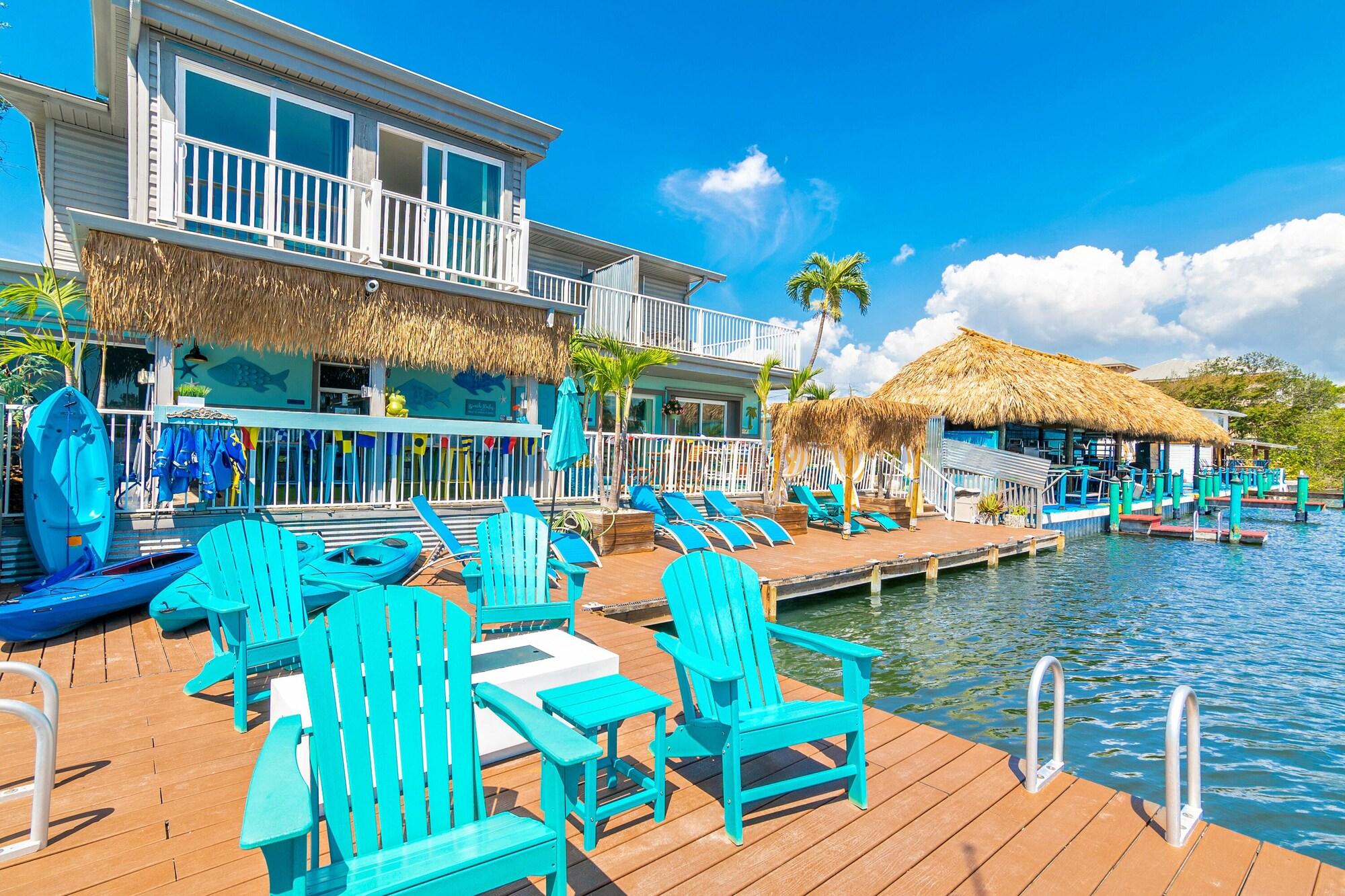 Vista Exterior Latitude 26 Waterfront Boutique Resort - Bonita Springs