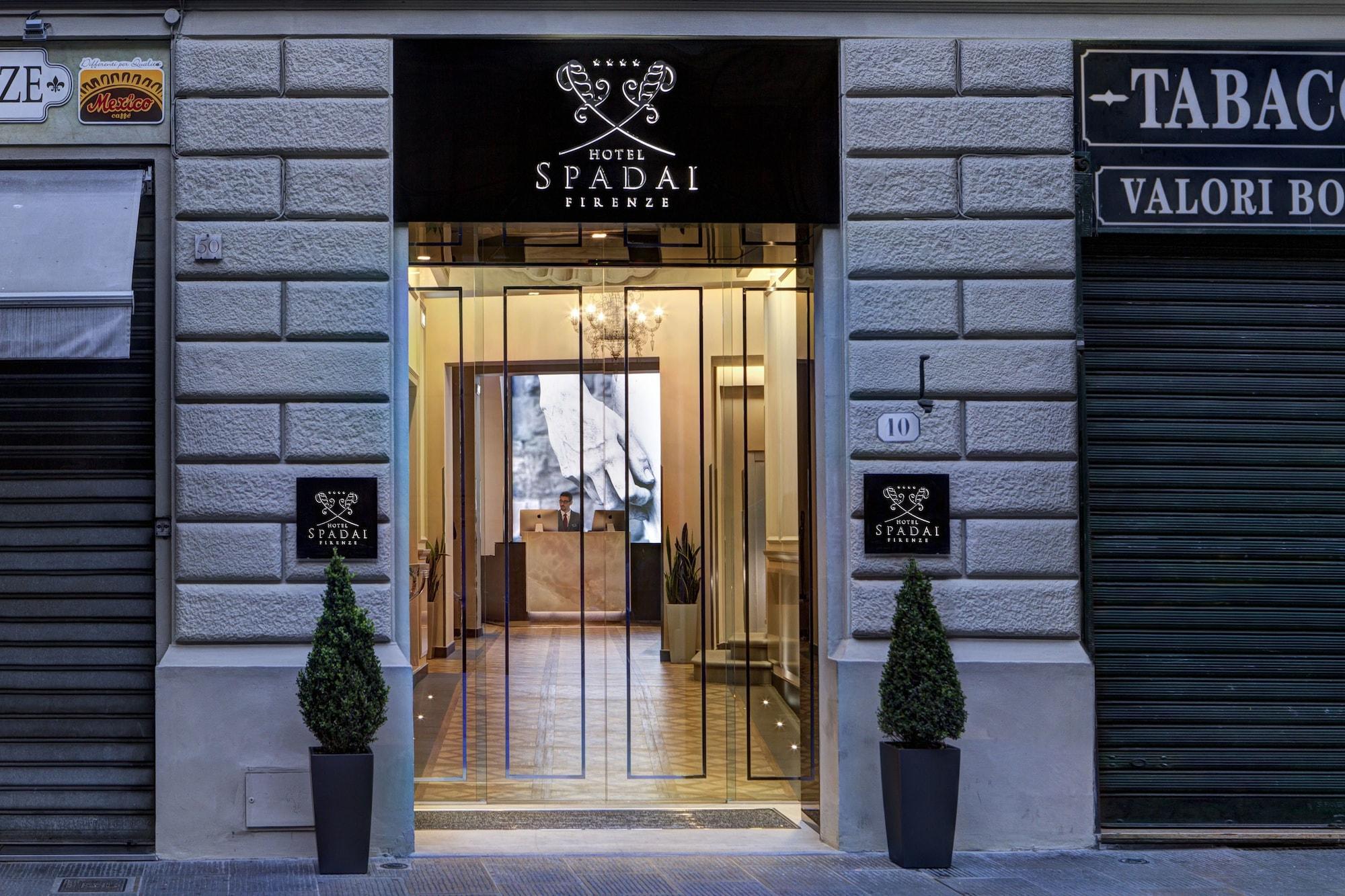 Vista Exterior Hotel Spadai