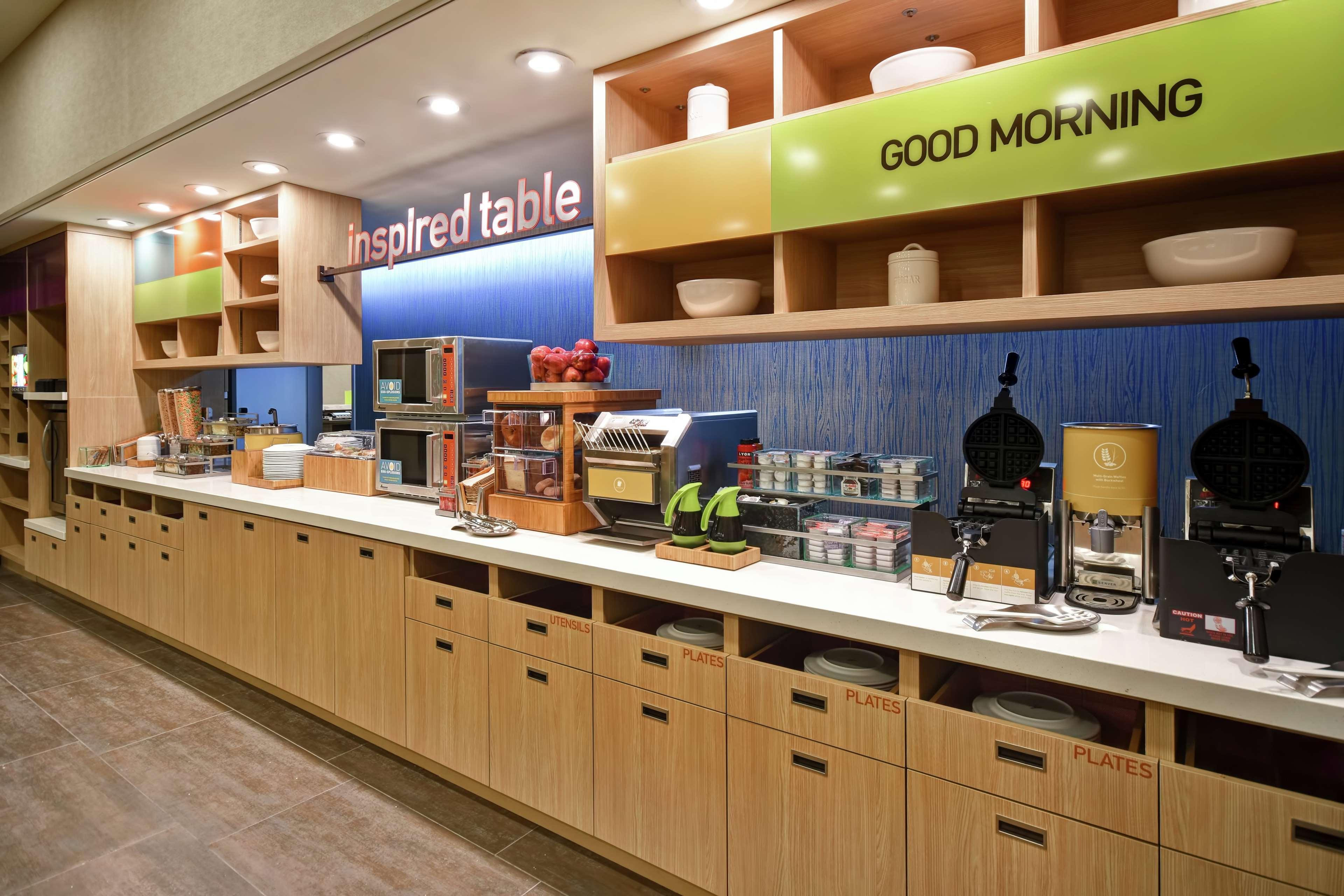 Restaurant Home2 Suites by Hilton Jekyll Island