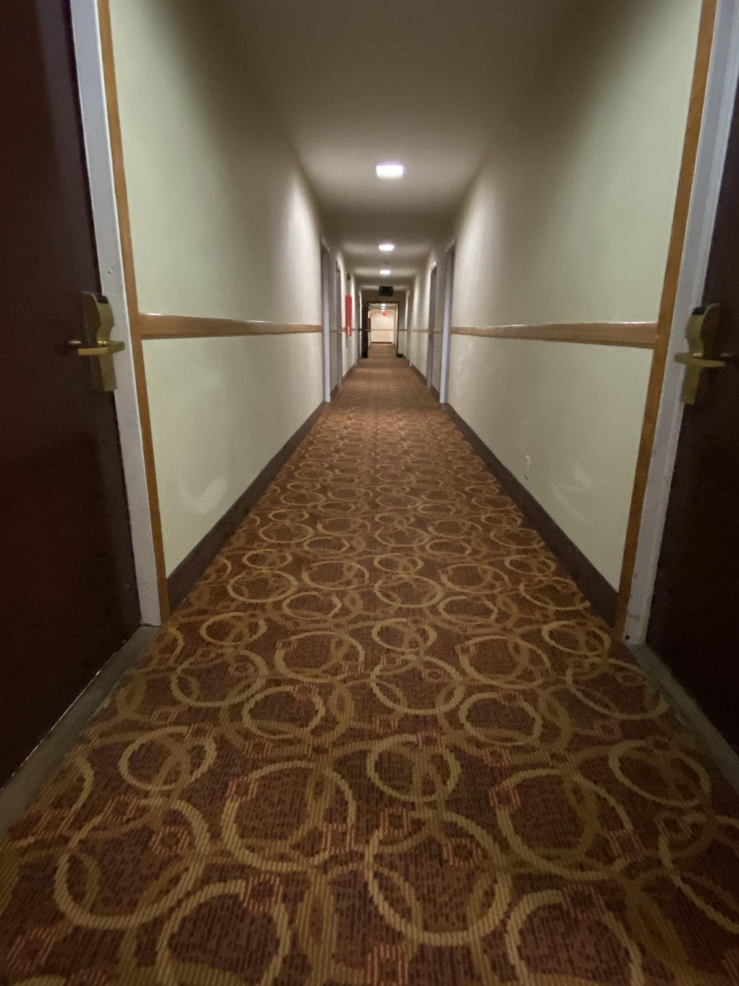 Varios Relax Inn and Suites