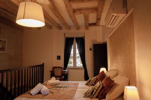 Alquiler Vacacional - Frida KAHLO family room in the Château outbuilding overlooking the Loire River