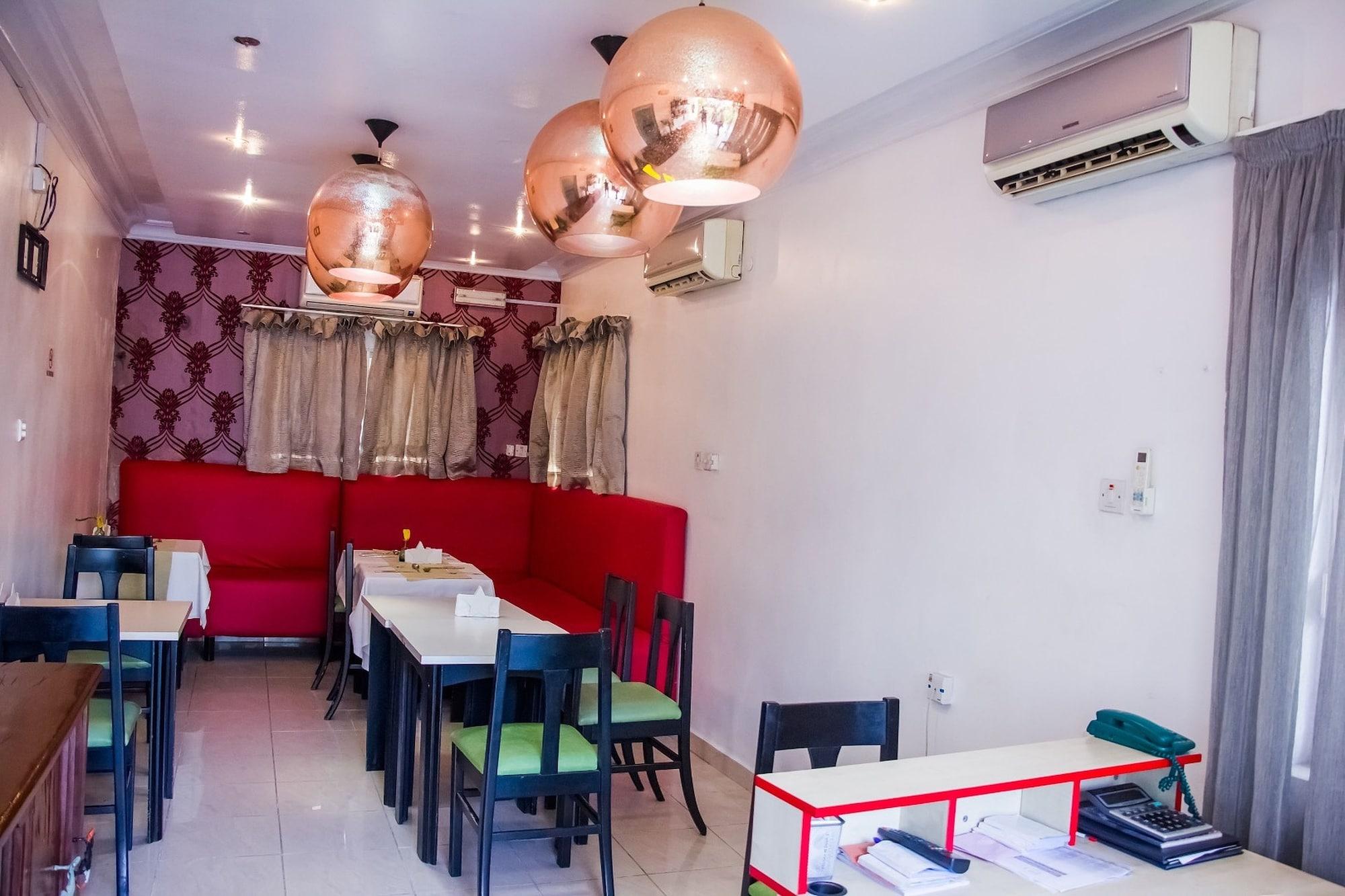 Restaurant Nne-eka Residence and Spa