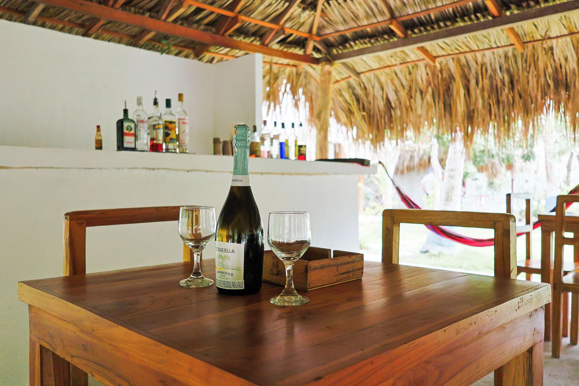 Bar/Salón Hotel Coral Sand