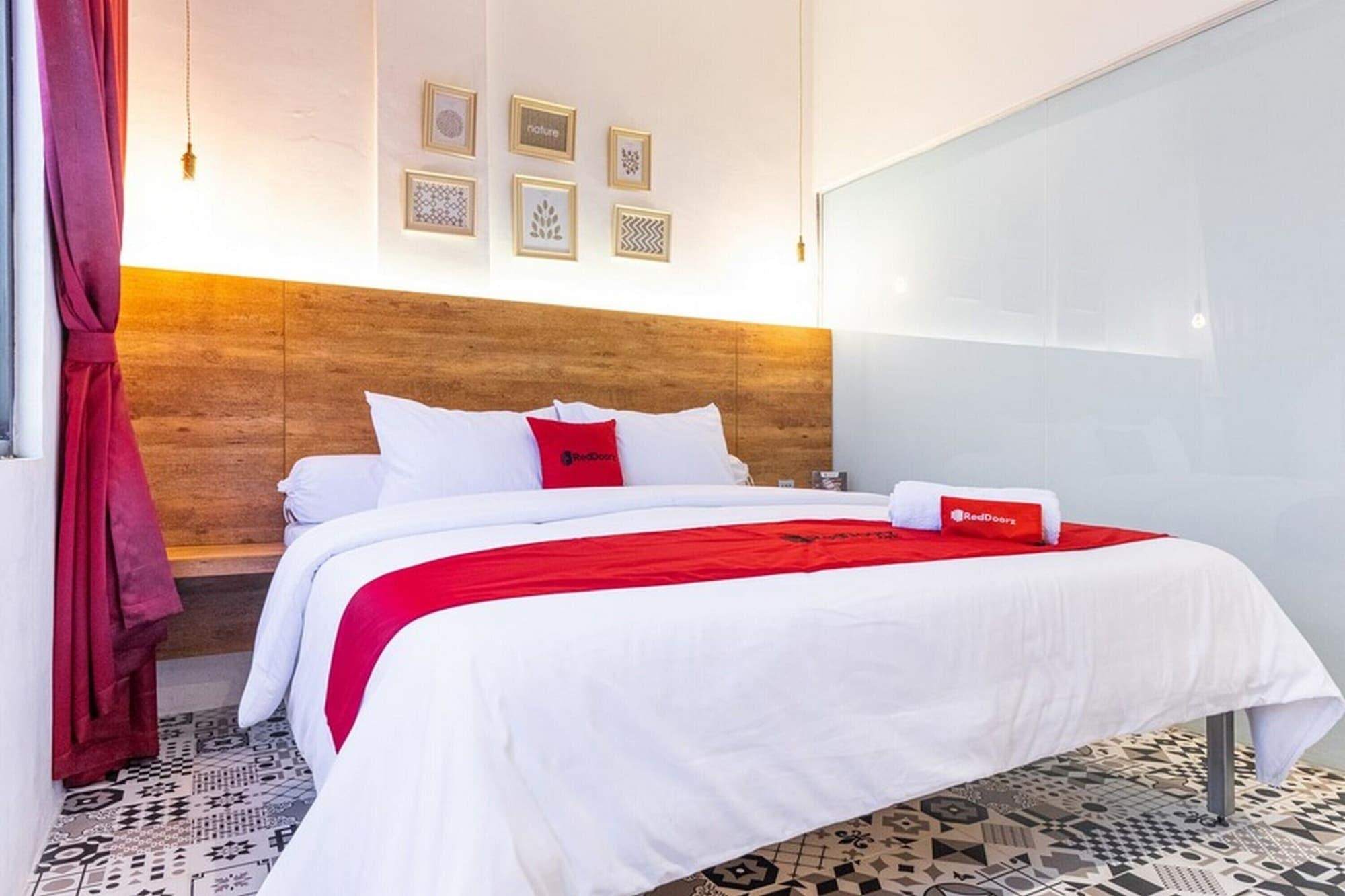 Habitación RedDoorz Plus near Ringroad City Walks Medan 2