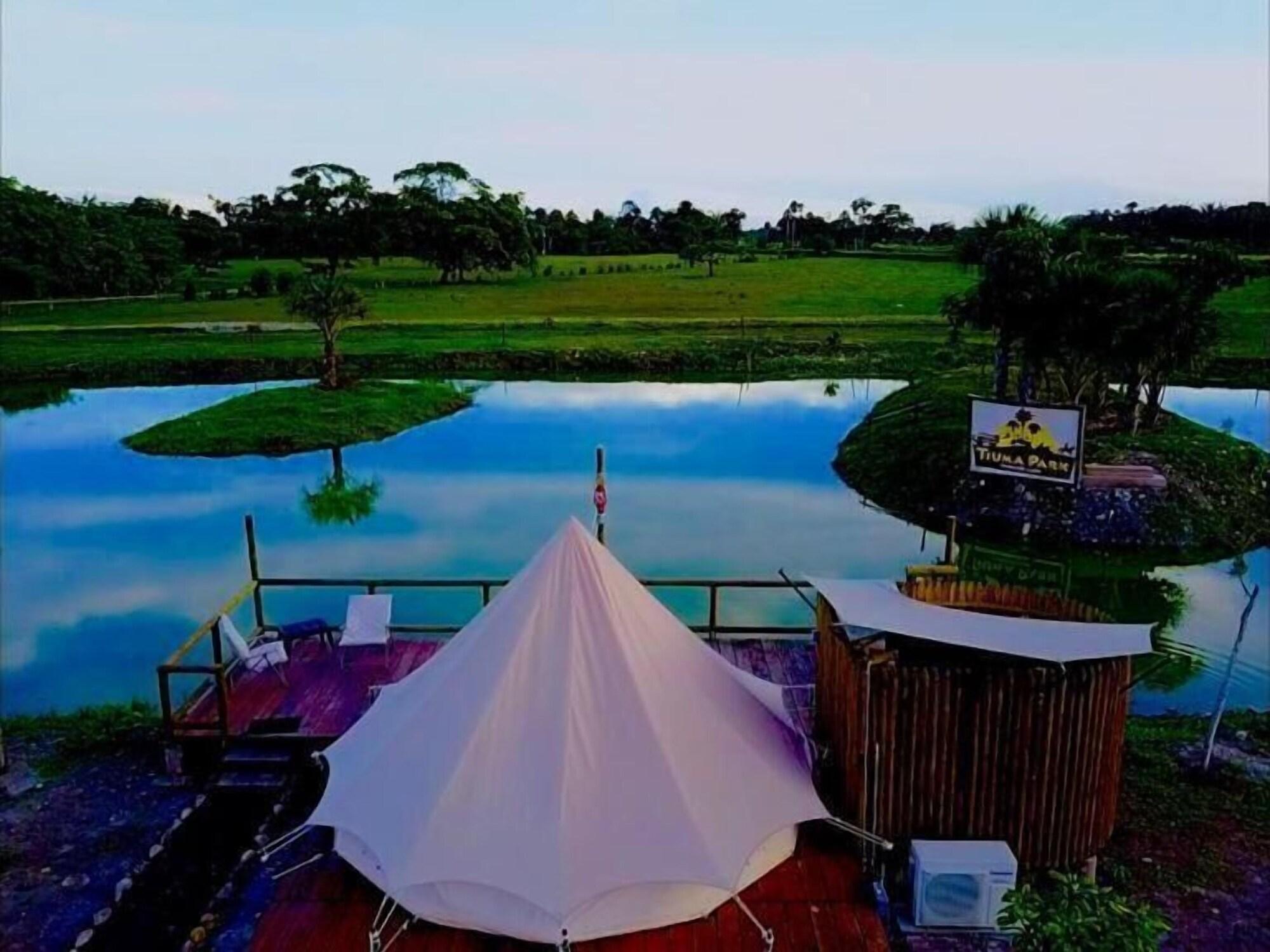 Vista Piscina Tiuma Park