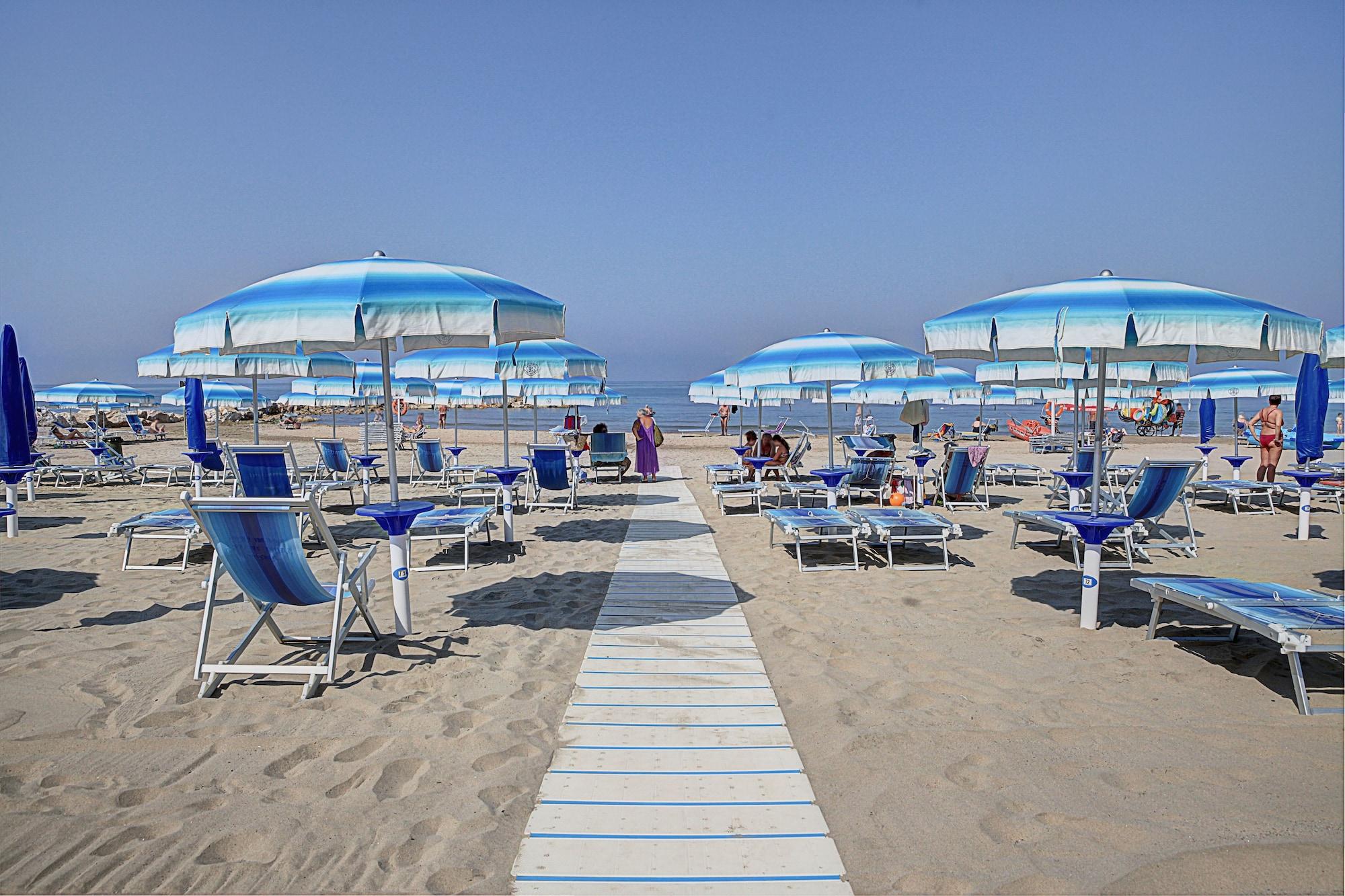Playa Serpa Hotel Anzio