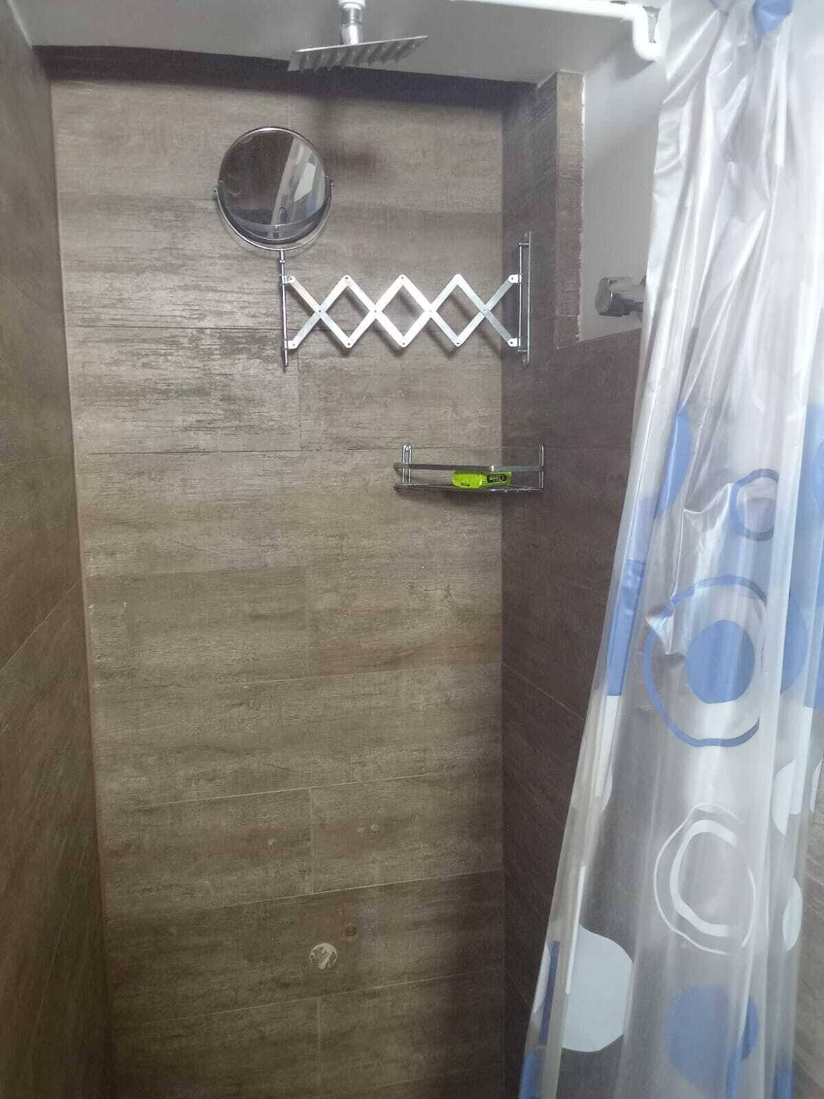 Equipamiento de Habitación Smile Center Hube