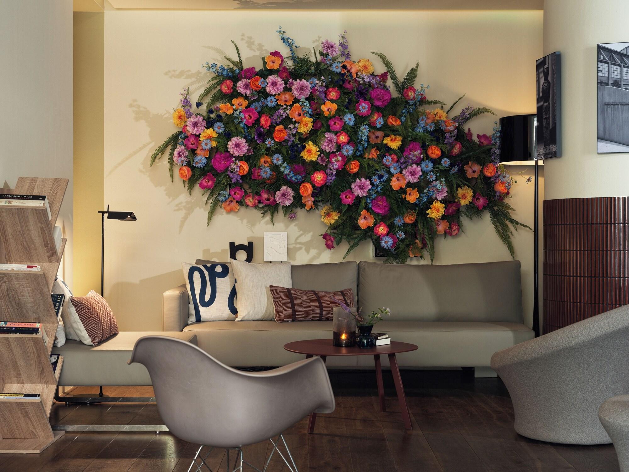 Vista Lobby Townhouse Maastricht & Spa