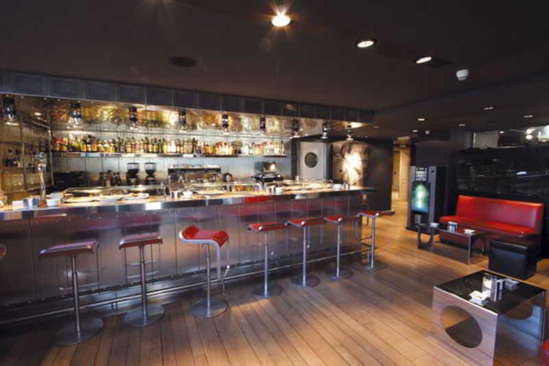 Bar/Salón Embarcadero