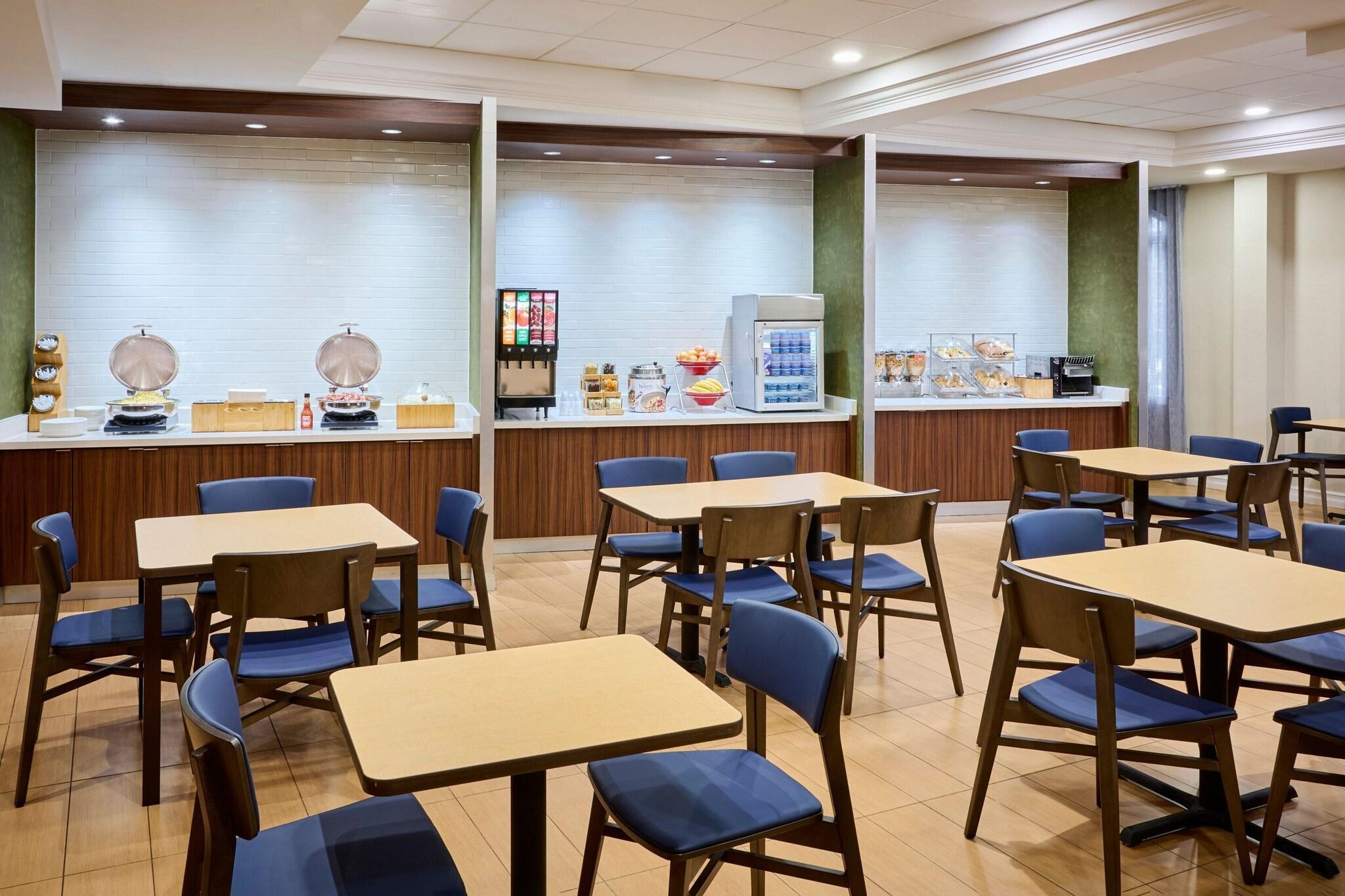 Restaurant Fairfield Inn & Suites by Marriott Ottawa Kanata