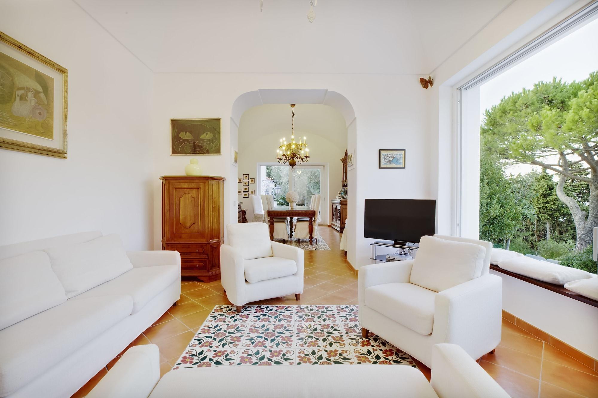 Vista Lobby Suite Villa  Carolina