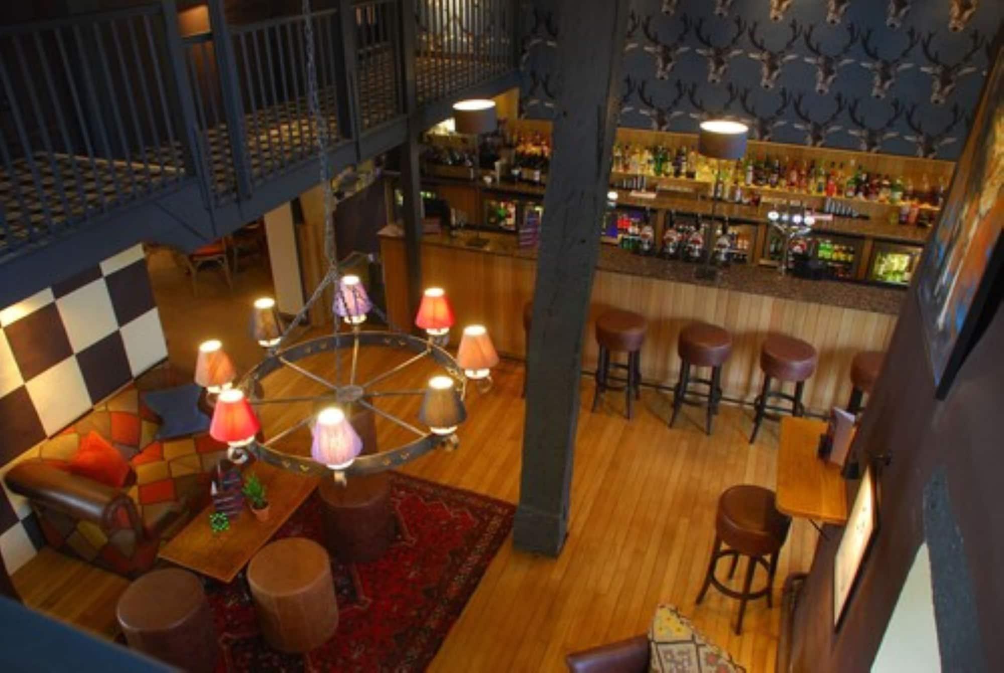 Bar/Salón The Broadway Hotel