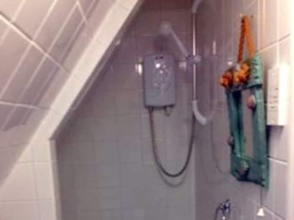 Baño Three Horseshoes Inn