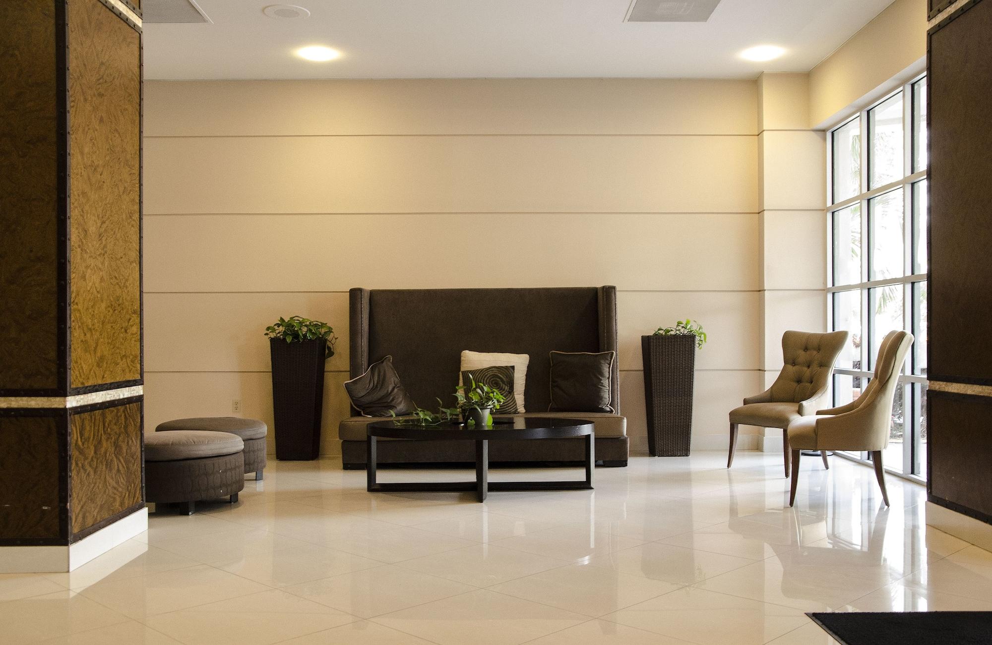 Vista Lobby Sunny Isles Suites