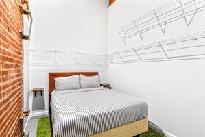 Alquiler Vacacional - 3 Bed DWTN Loft-Theater Seating & 100" Projector-W/D