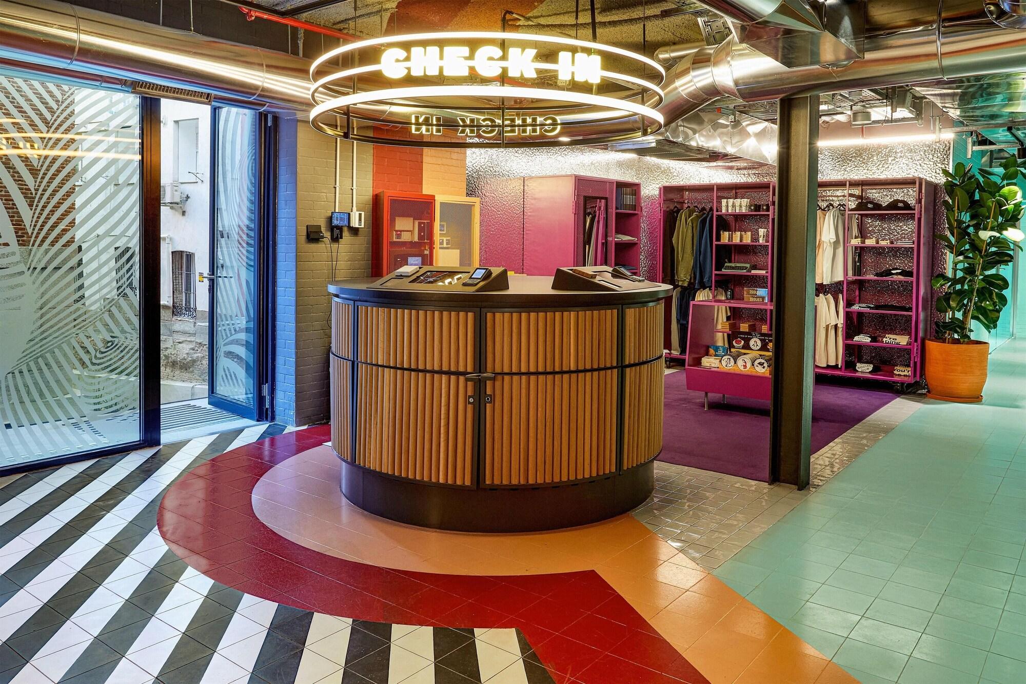 Vista Lobby The Social Hub Madrid 4 star
