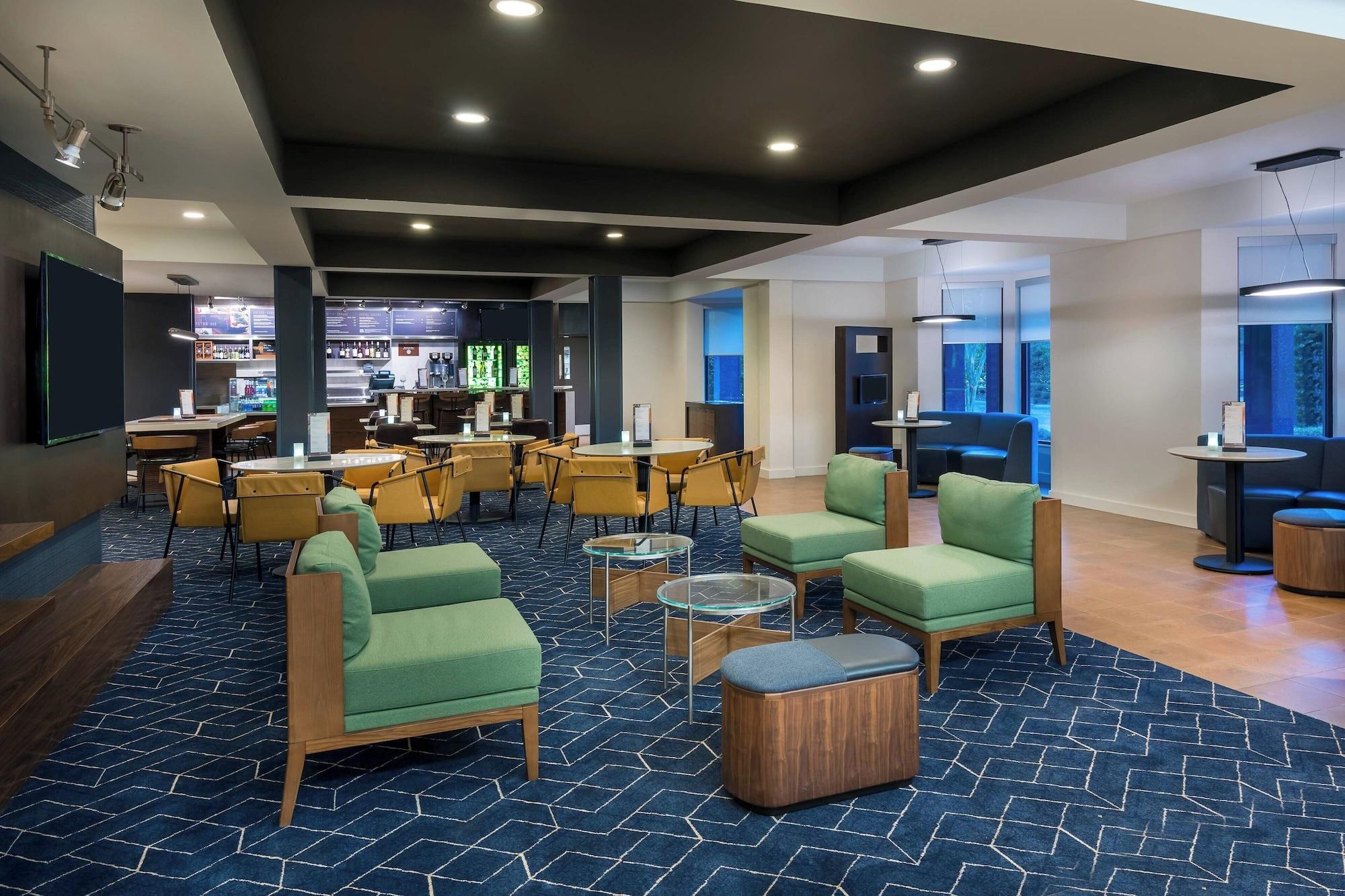 Vista Lobby Courtyard by Marriott Tallahassee North/I-10 Capital Circle