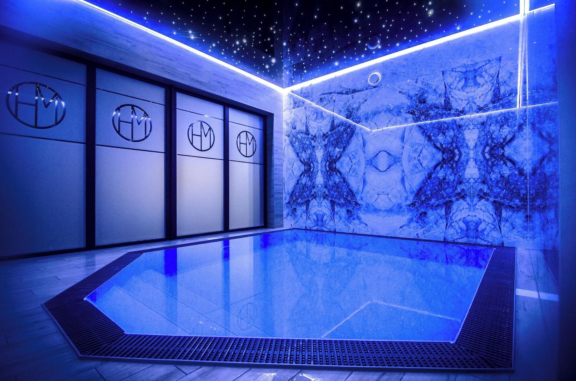 Varios Mielno Hotel Boutique