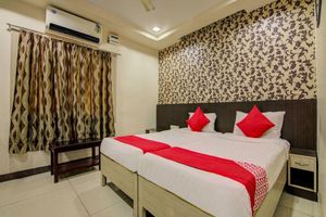 Alojamiento - OYO 13584 Hotel Ruchi