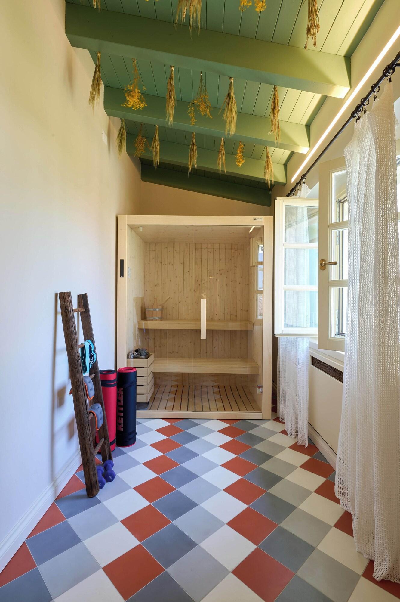 Varios Villa Marengo Guest House