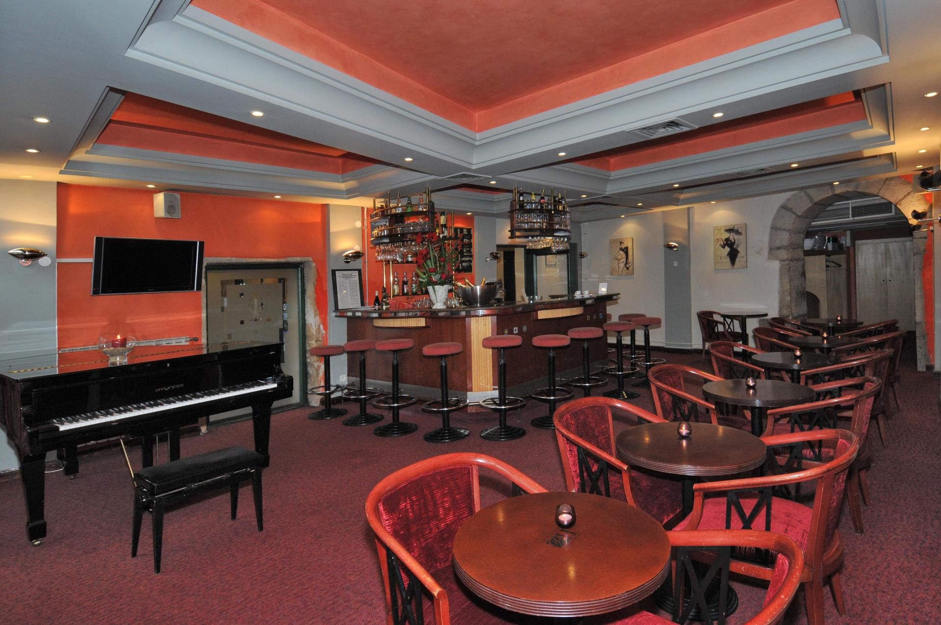 Bar/Salón Le Phenix Hotel
