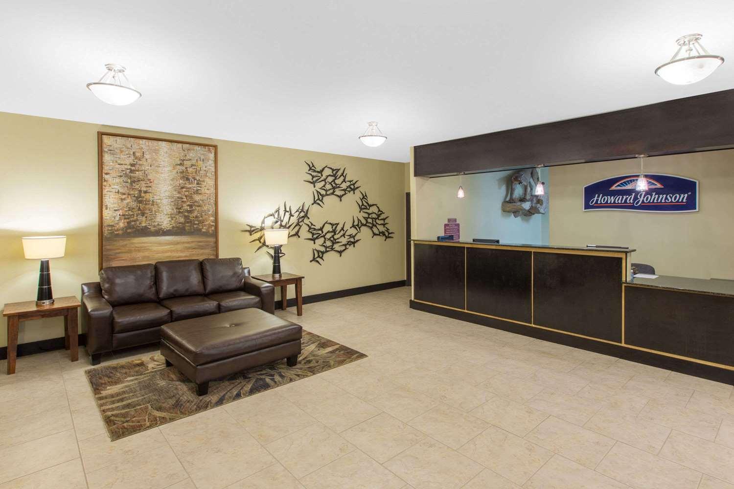 Vista Lobby Knights Inn Bunkie