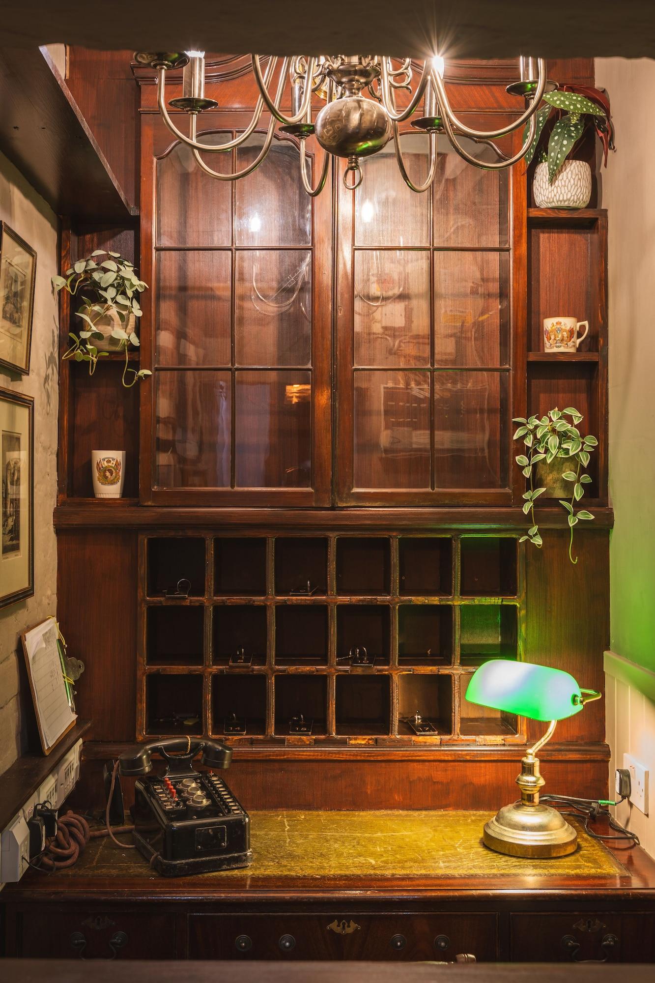 Vista Lobby The Woolpack Hotel