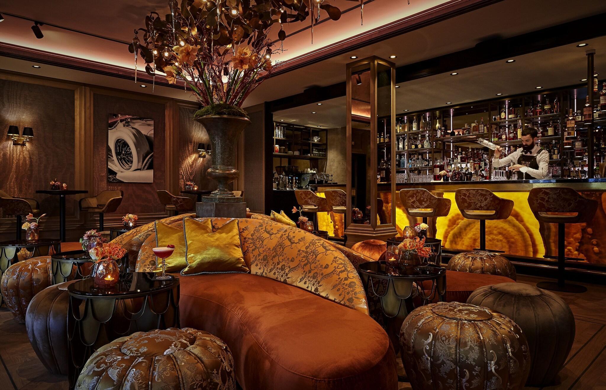 Bar/Salón Hotel TwentySeven