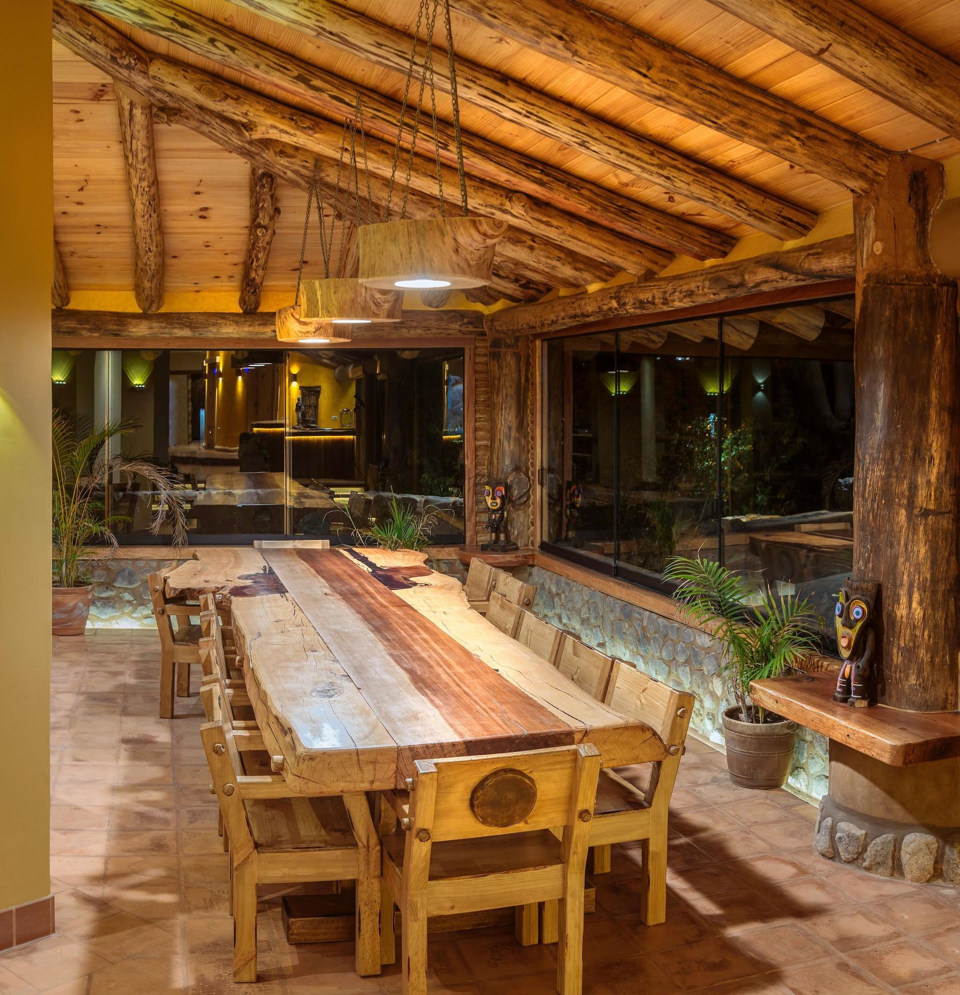 Restaurant Casa Raiz -The Handmade House in Calca