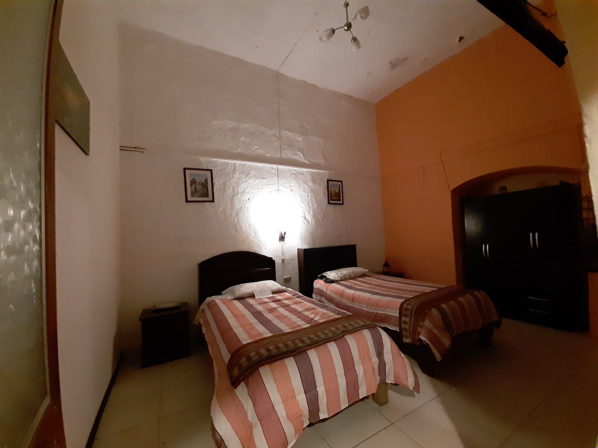 Set de Habitación Casona de Sillar