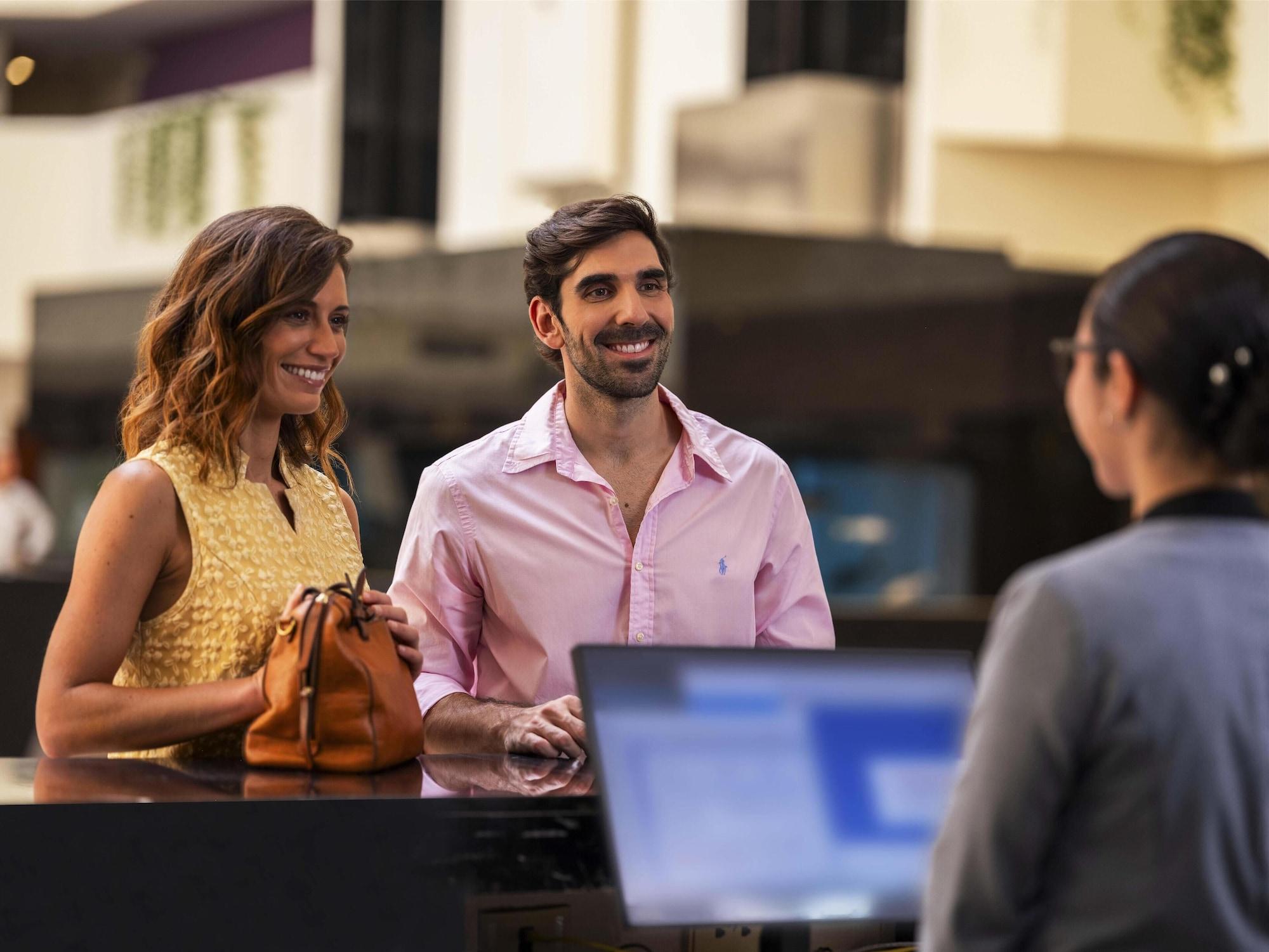Vista Lobby Galería Plaza Veracruz by Brisas