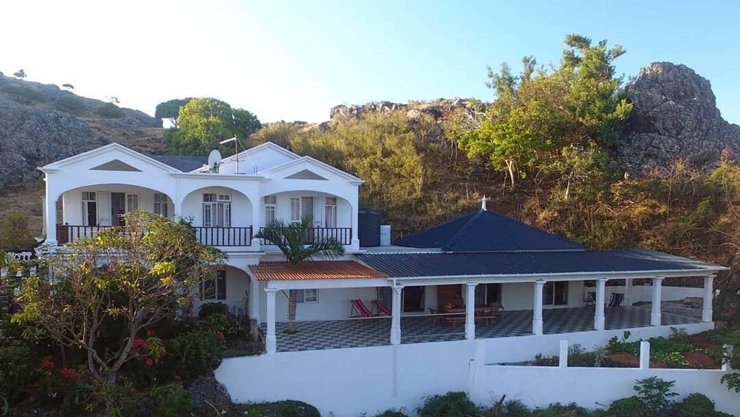 Varios La Villa Allamanda