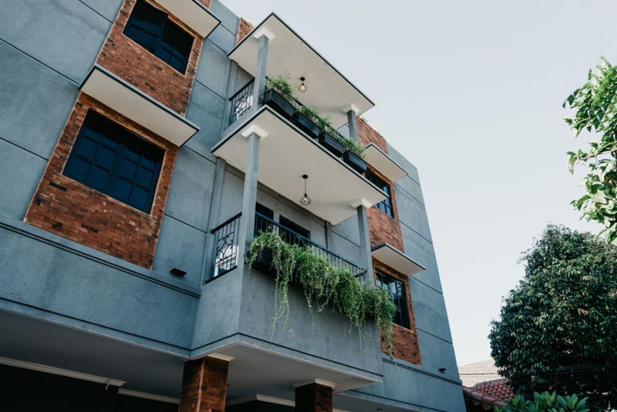 Vista Exterior Tuju Abuserin Syariah