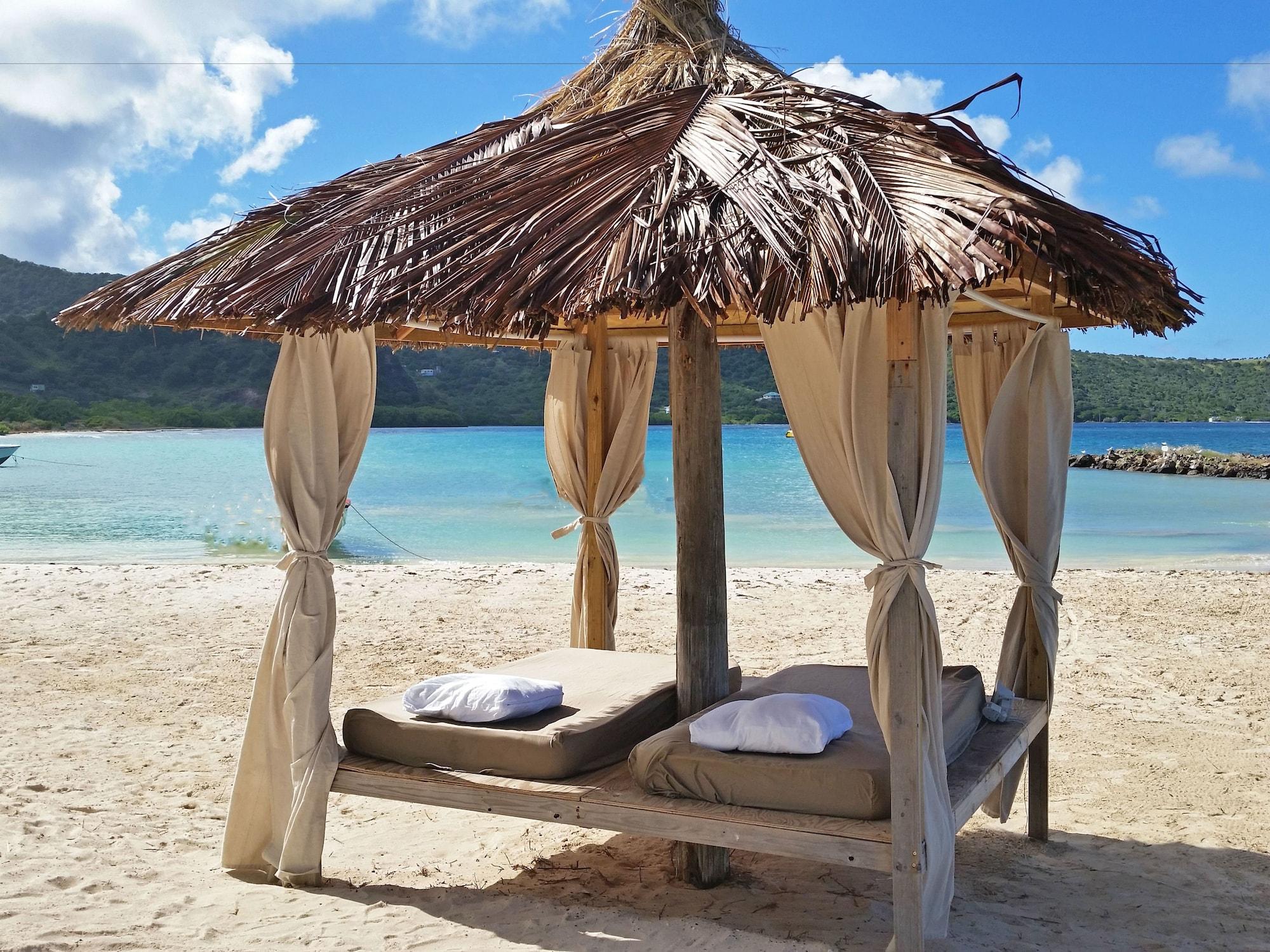 Playa Davids Beach Hotel