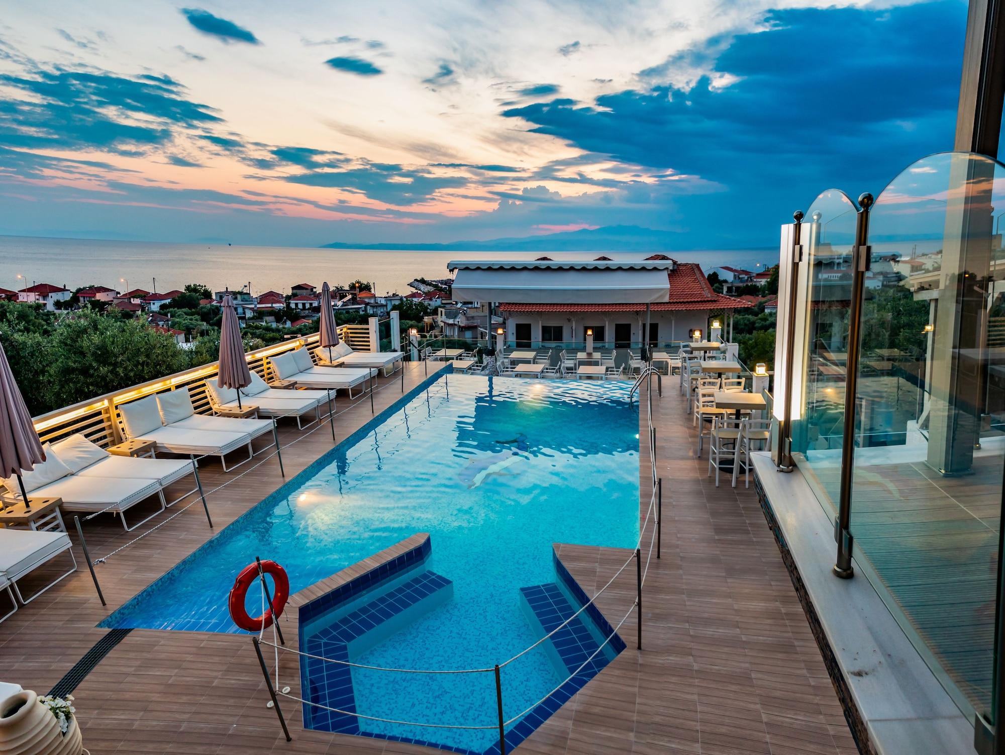 Vista Piscina Anny Residences & Suites
