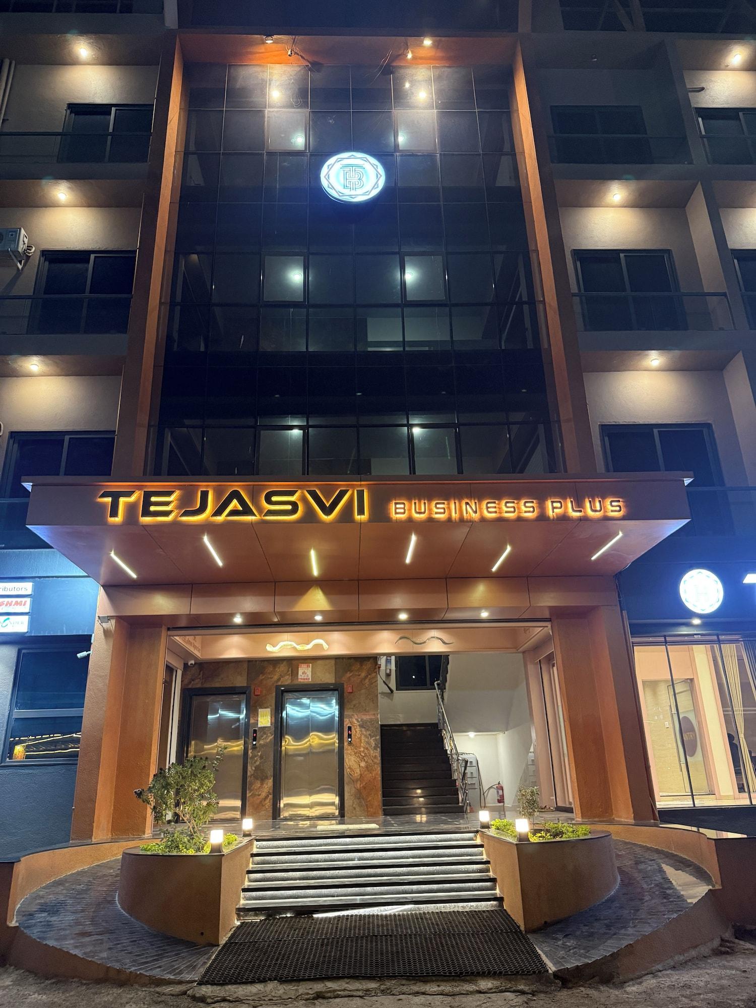 Vista Exterior Hotel Tejasvi Inn