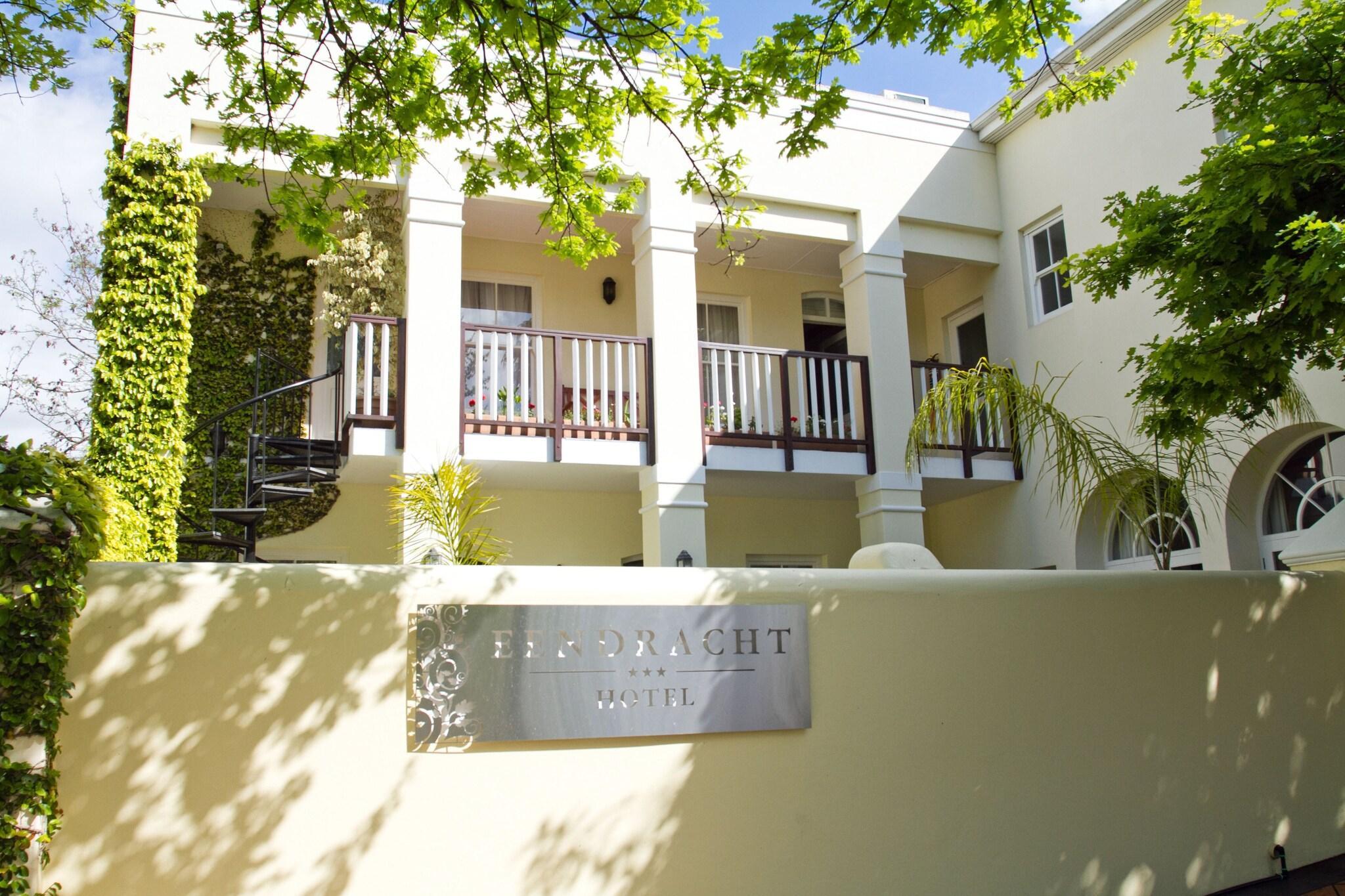 Vista Exterior Eendracht Hotel and Apartments