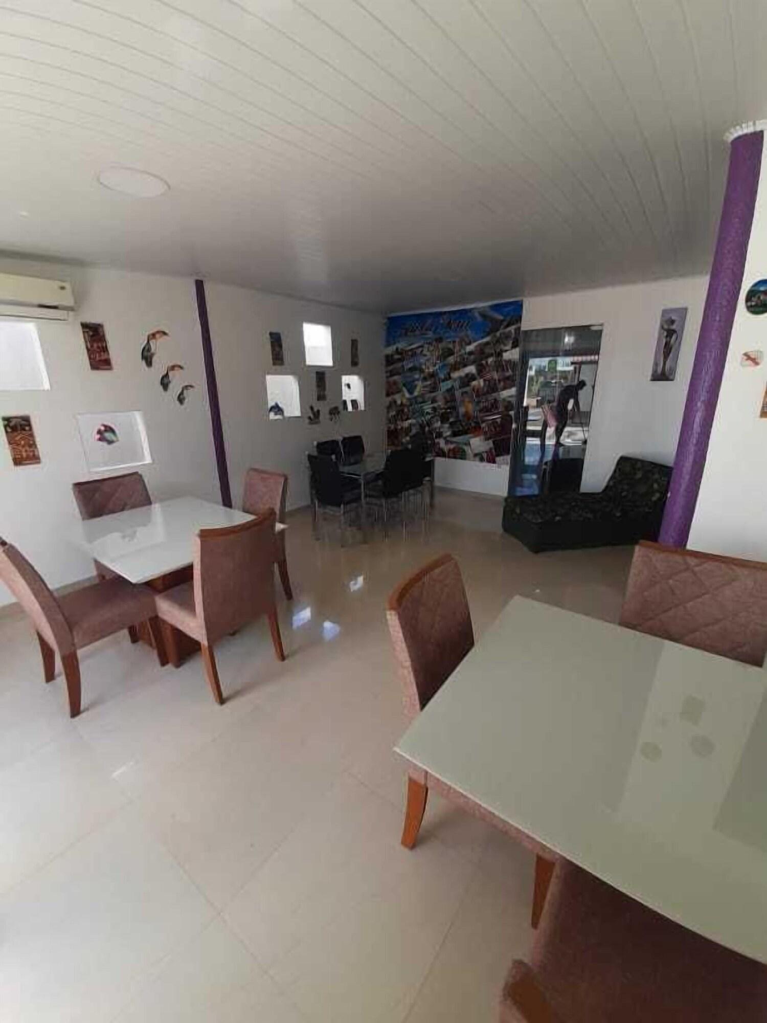 Vista Lobby Hostel Airla