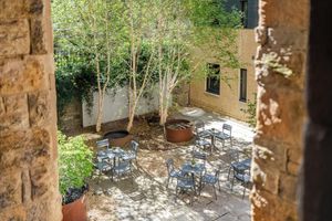 Alojamiento - Grove House Hotel