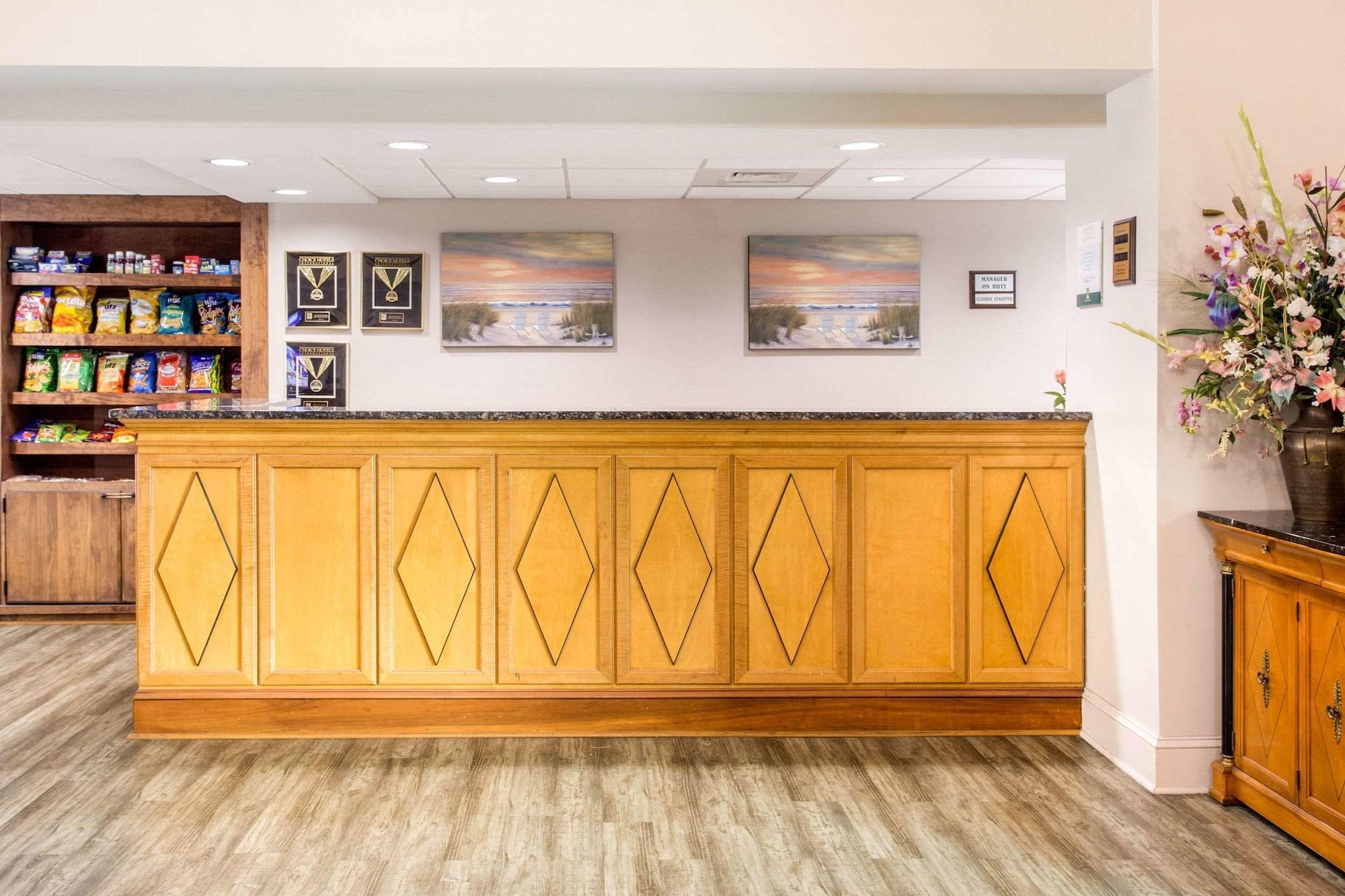 Vista Lobby Quality Inn & Suites North Myrtle Beach