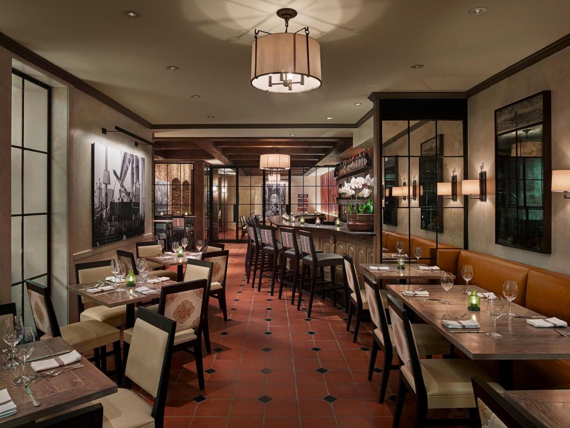 Restaurante Penn's View Hotel