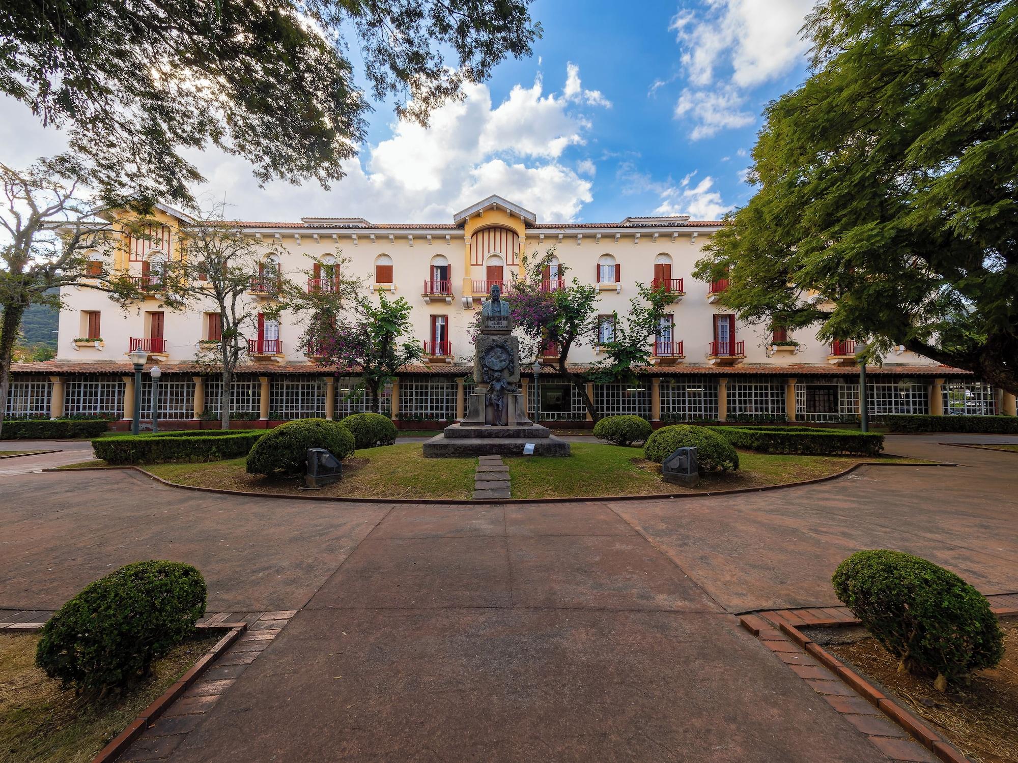 Vista Exterior Palace Hotel