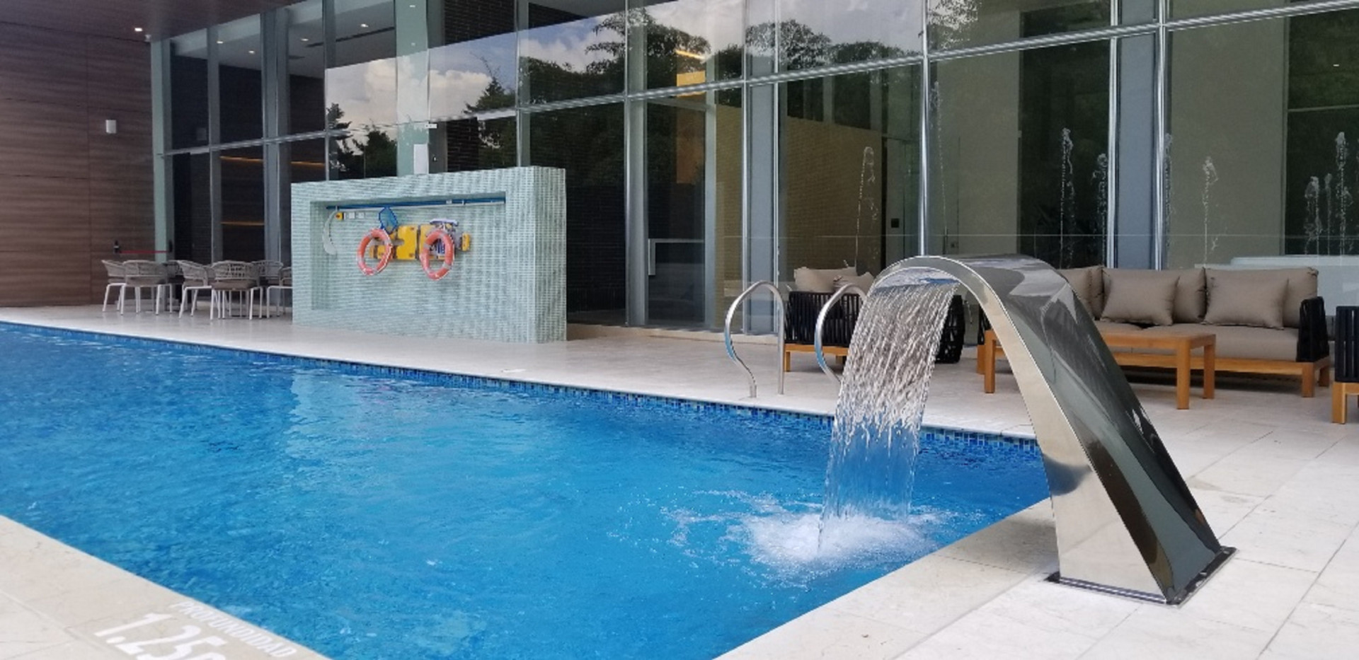 Hotel Estelar La Torre Suites